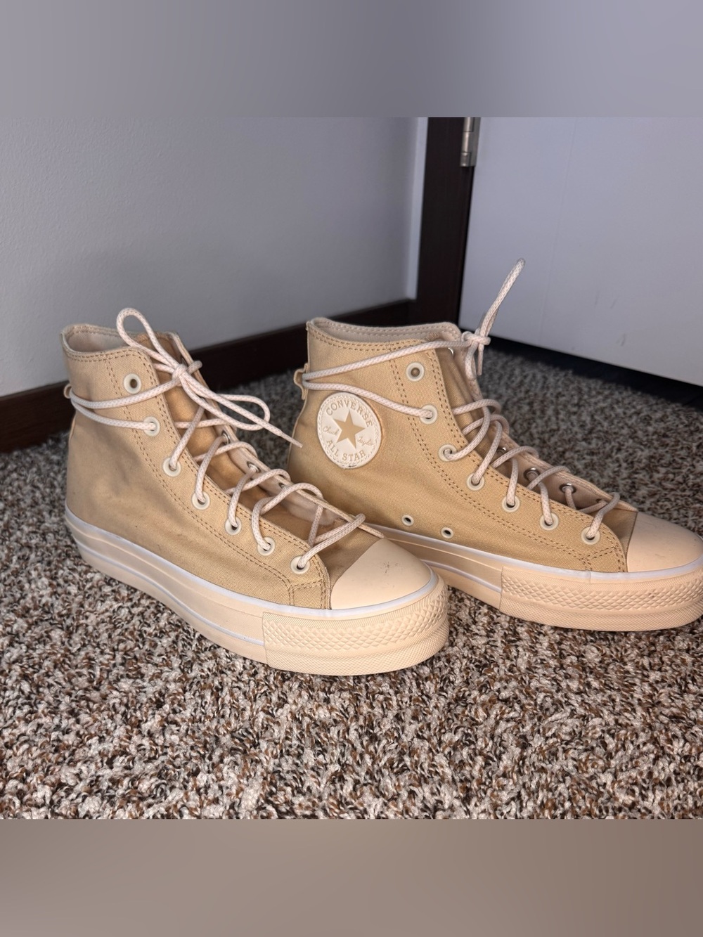 Converse All Star Lift Platform High Oat Milk Women’s 10 A06092C